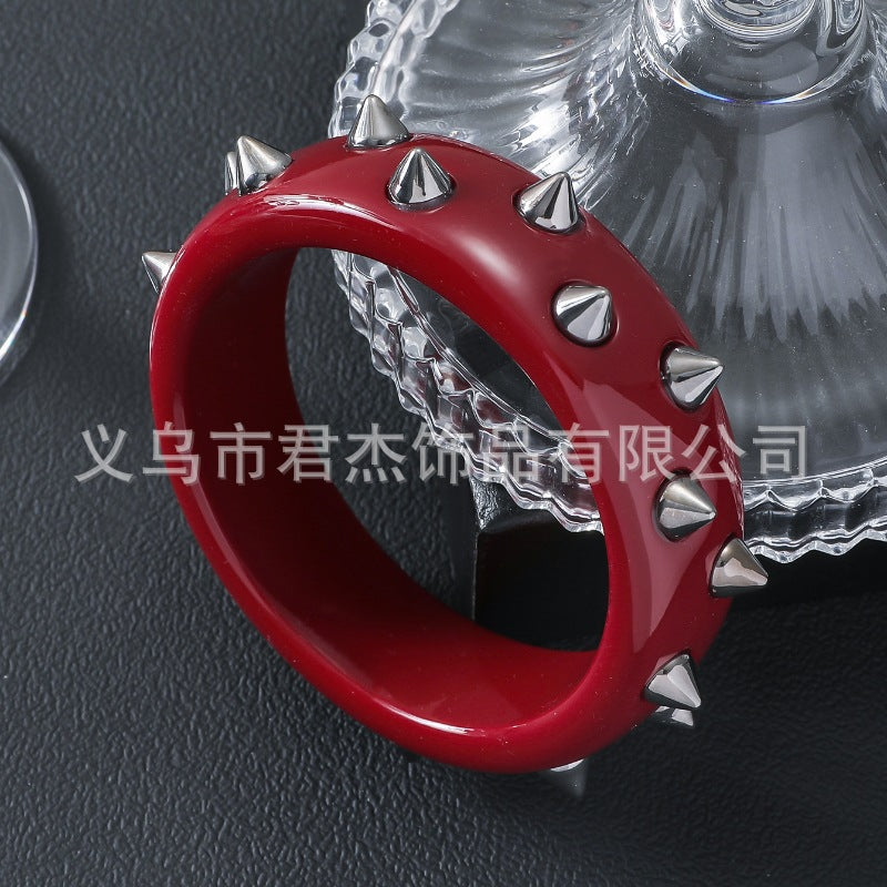 Wholesale Trendy and domineering punk rivet  bracelet