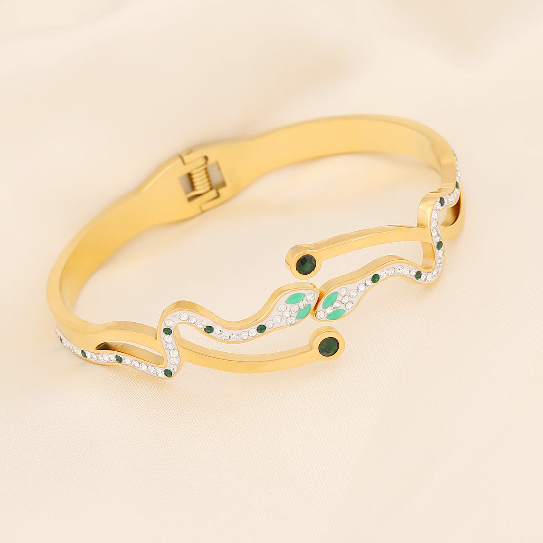 Wholesale Eye Fashion Full Diamond Stainless Steel Bracelet