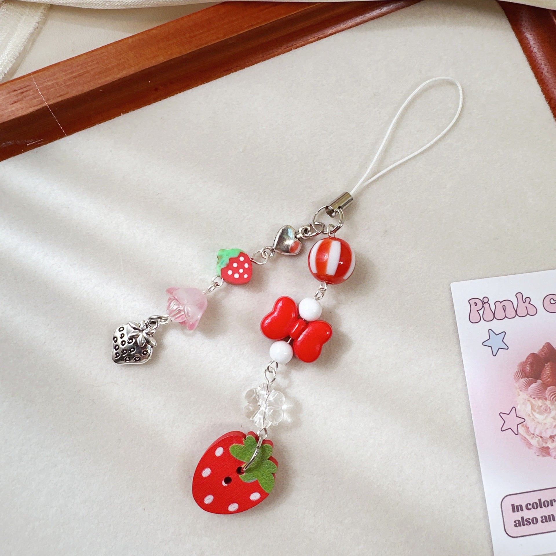 Wholesale Cartoon Cute Red Pink Wooden Strawberry Keychain