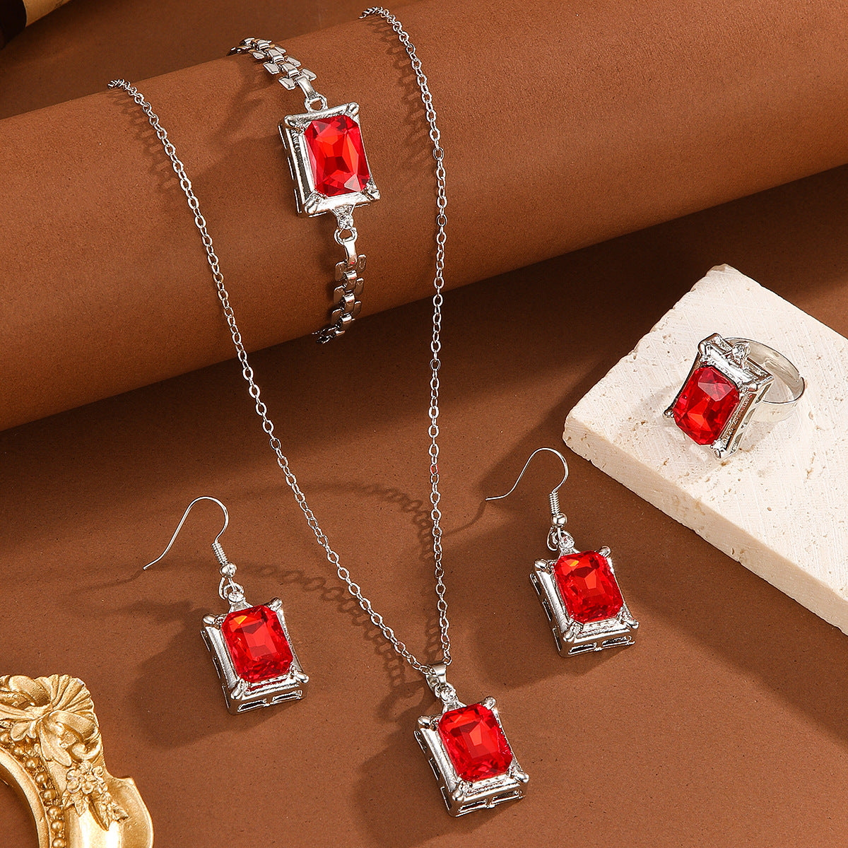 Wholesale Chic Rhinestone Jewelry Set Geometric Earrings Necklace Bracelet 4 Piece Set Zinc Alloy Boutique Resale