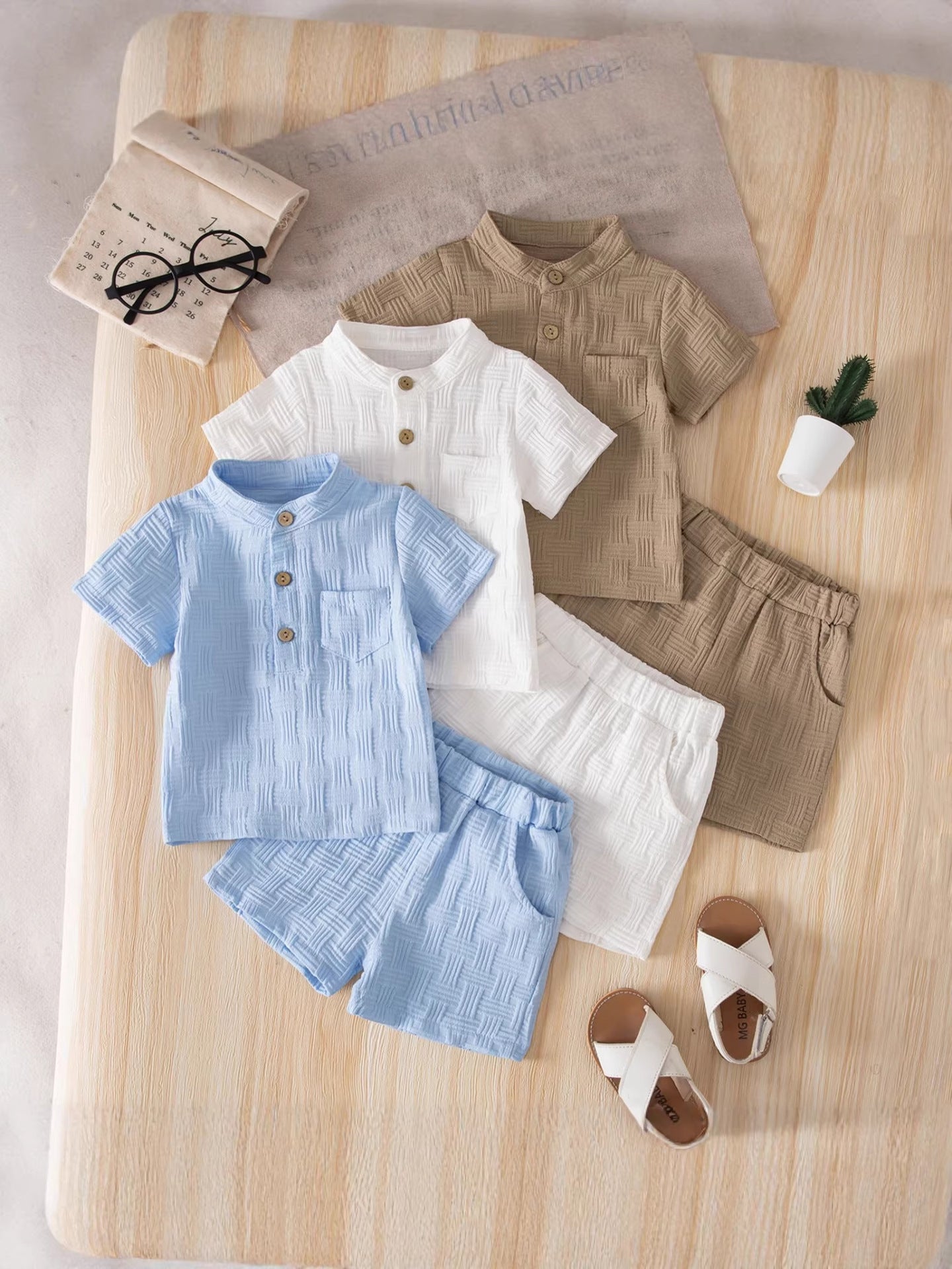 Wholesale Stylish Solid Color Toddler Boys Summer Casual Polo Shirt And Shorts Two Piece Set Everyday Boutique Resale Outfit