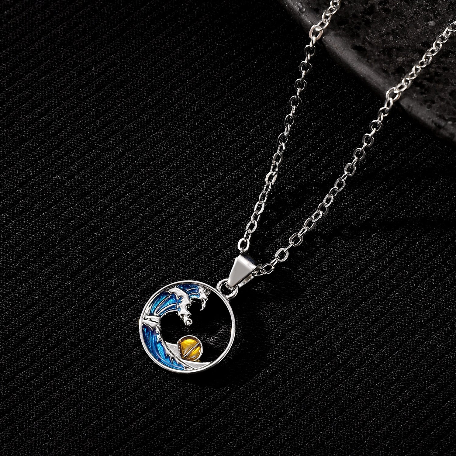 Wholesale Ocean Wave Hollow Pearl Pendant Necklace