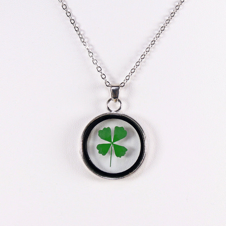 Wholesale 10pcs Four-leaf Clover Daisy Baby's Breath Pendant Necklace