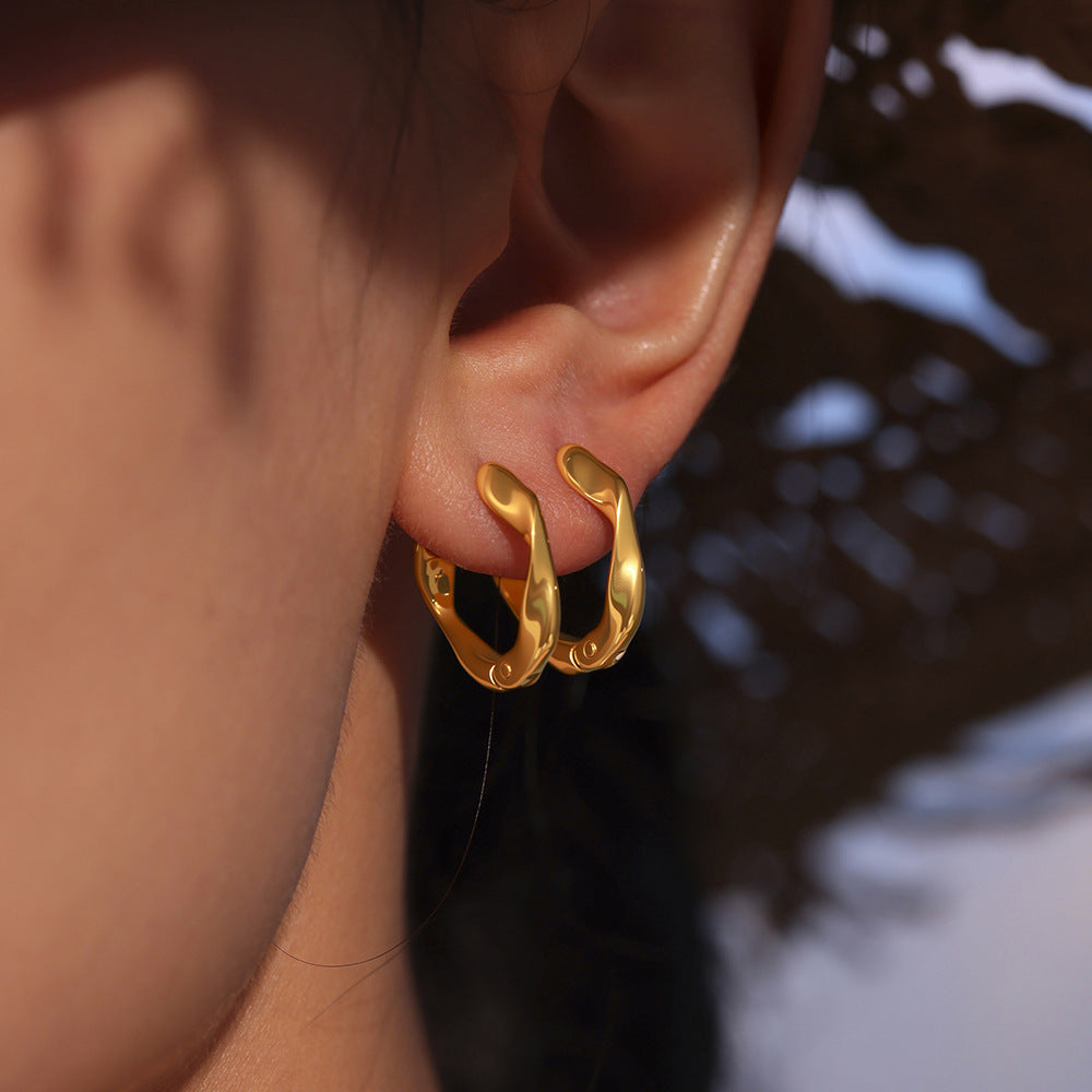 Wholesale Twisted hoop earrings with gold-plated stainless steel