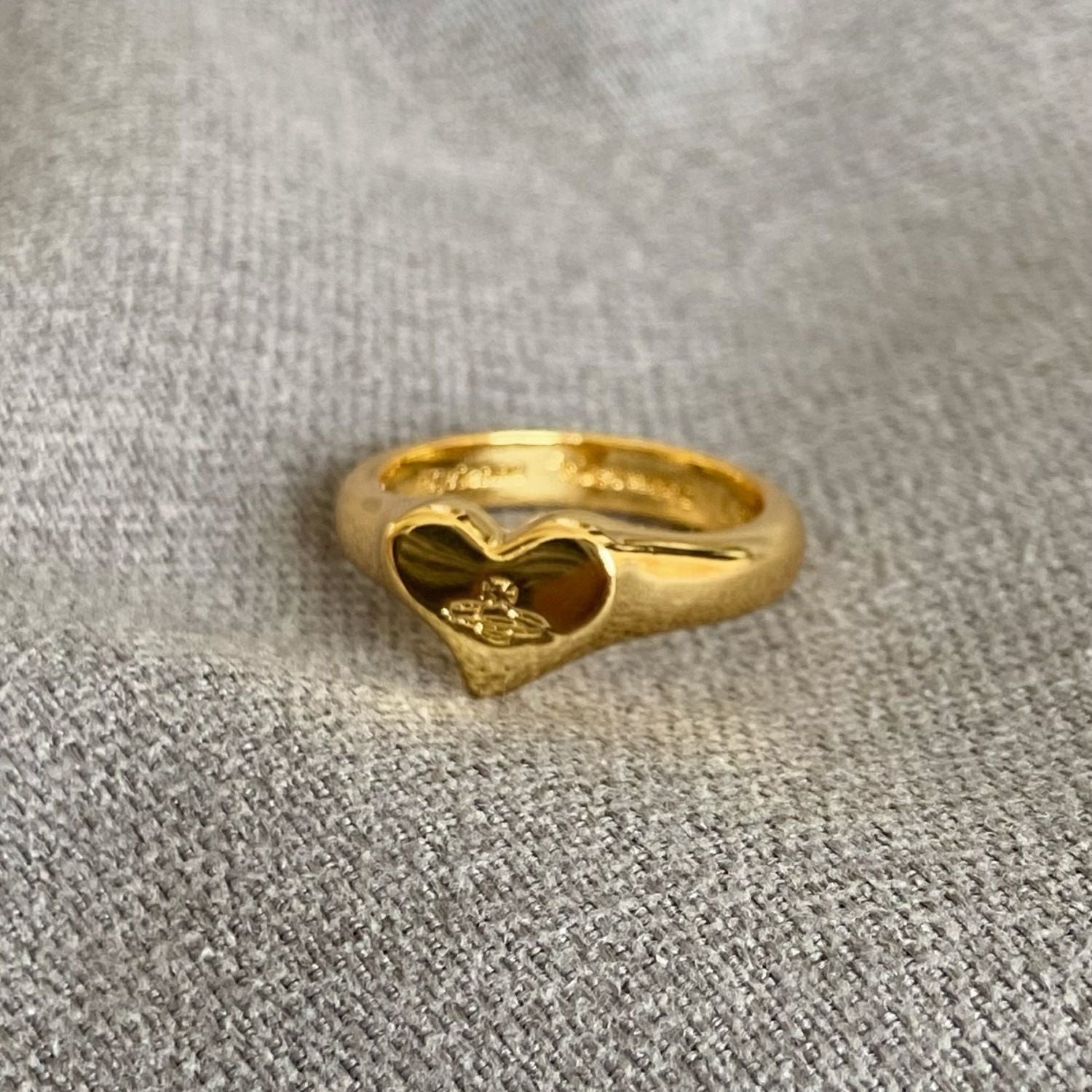 Wholesale Heart shaped Saturn opening retro electroplated ring