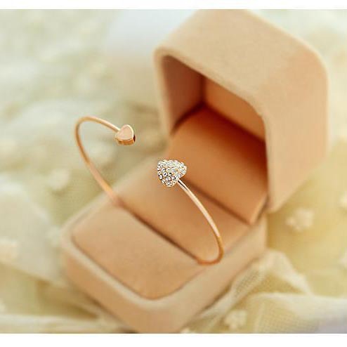 Wholesale Full Diamond Heart-shaped Heart Opening Alloy Gold-plated Adjustable Bracelet