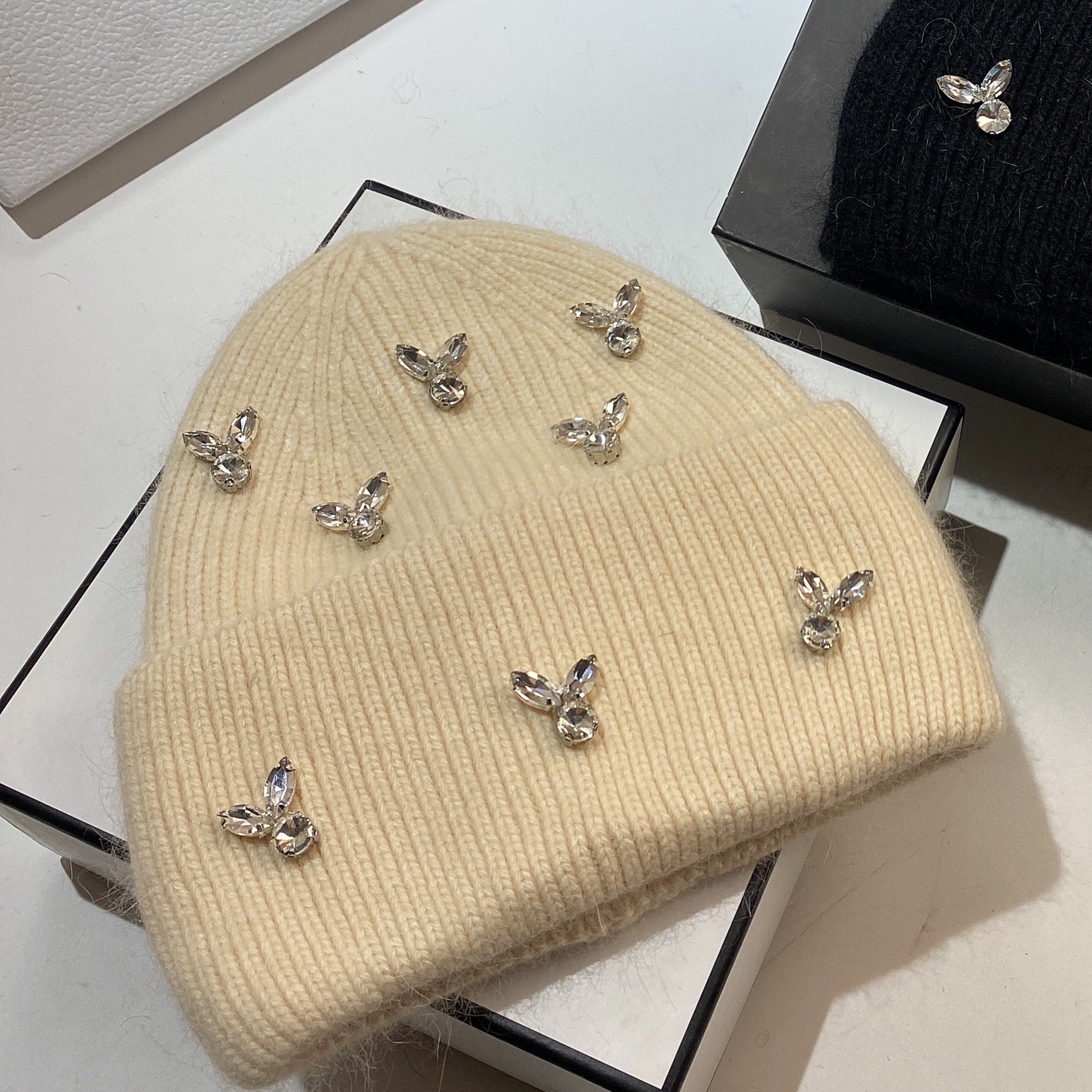 Wholesale Fashion Warm Rhinestone Rabbit Fur Double Folding Knitted Hat