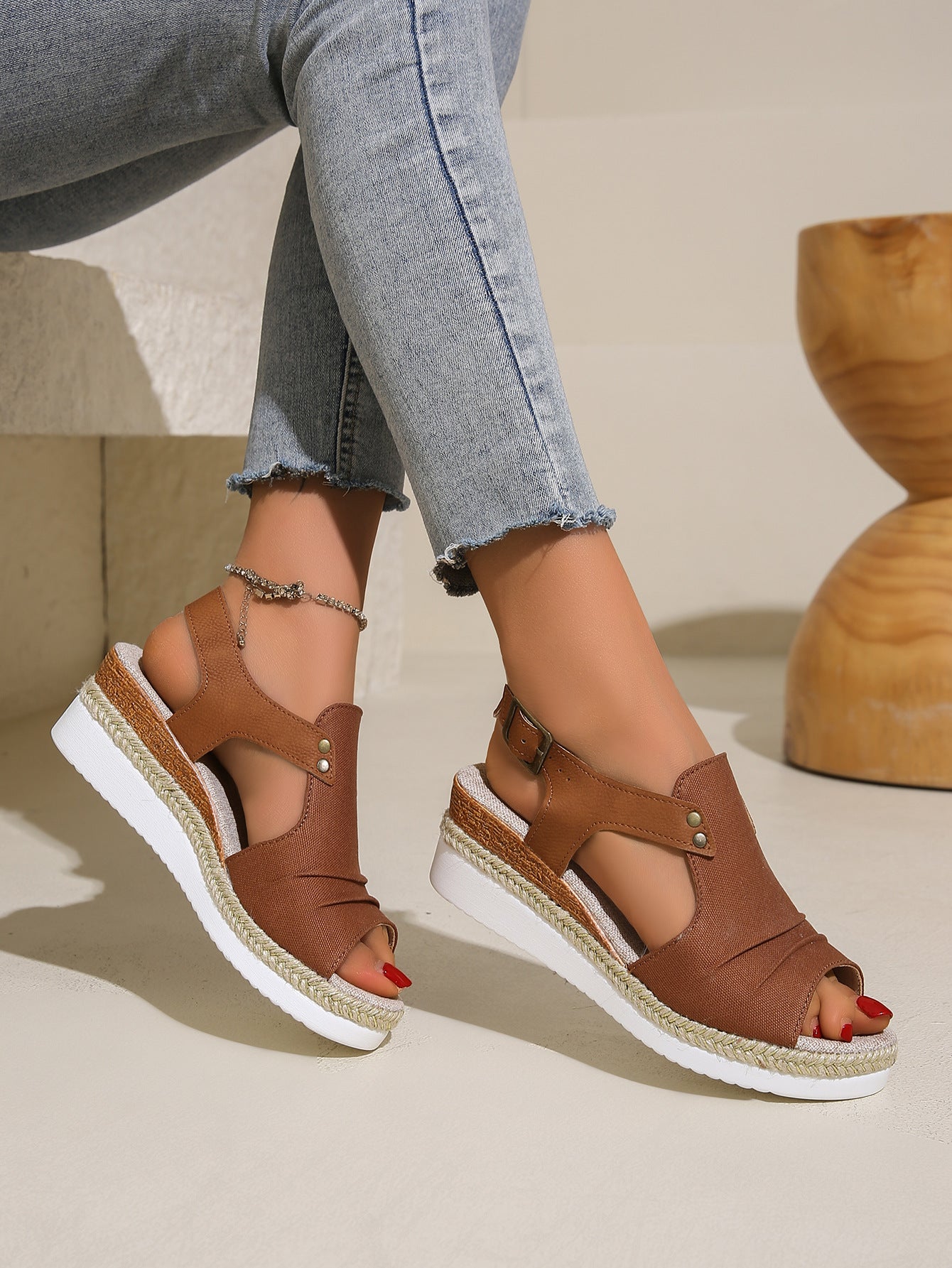 Wholesale Hemp Rope Wedge Casual Fish Mouth Flat Beach Sandals