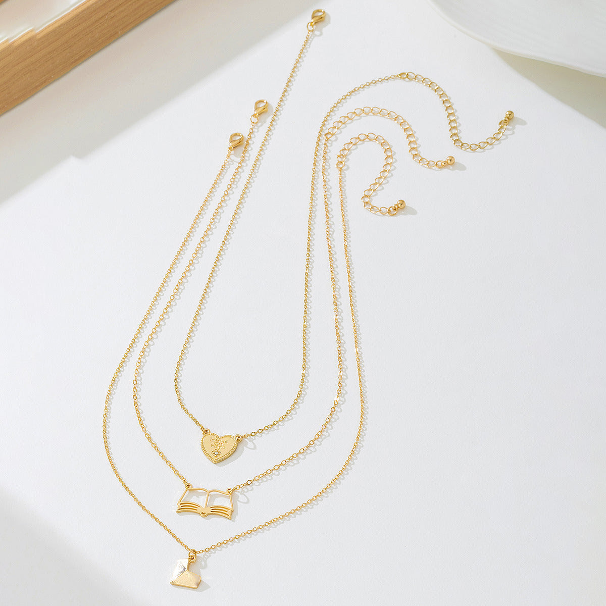 Wholesale three-dimensional heart pendant literary temperament ladies necklace suit