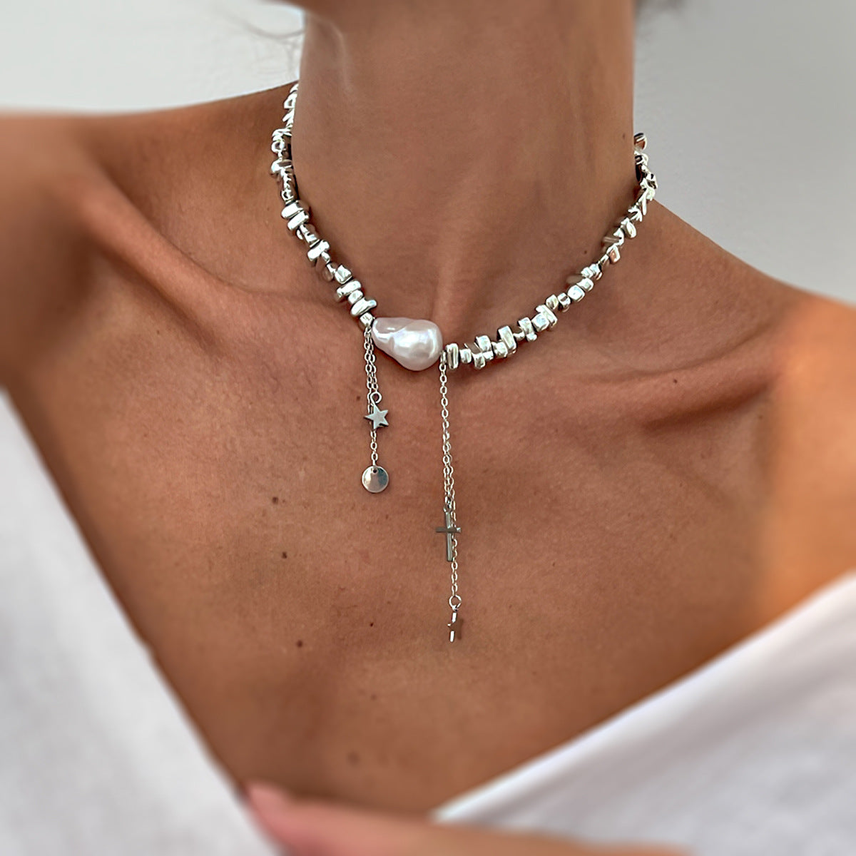 Wholesale Baroque Irregular Pearl Beaded Necklace Choker  Star Tassel Necklace