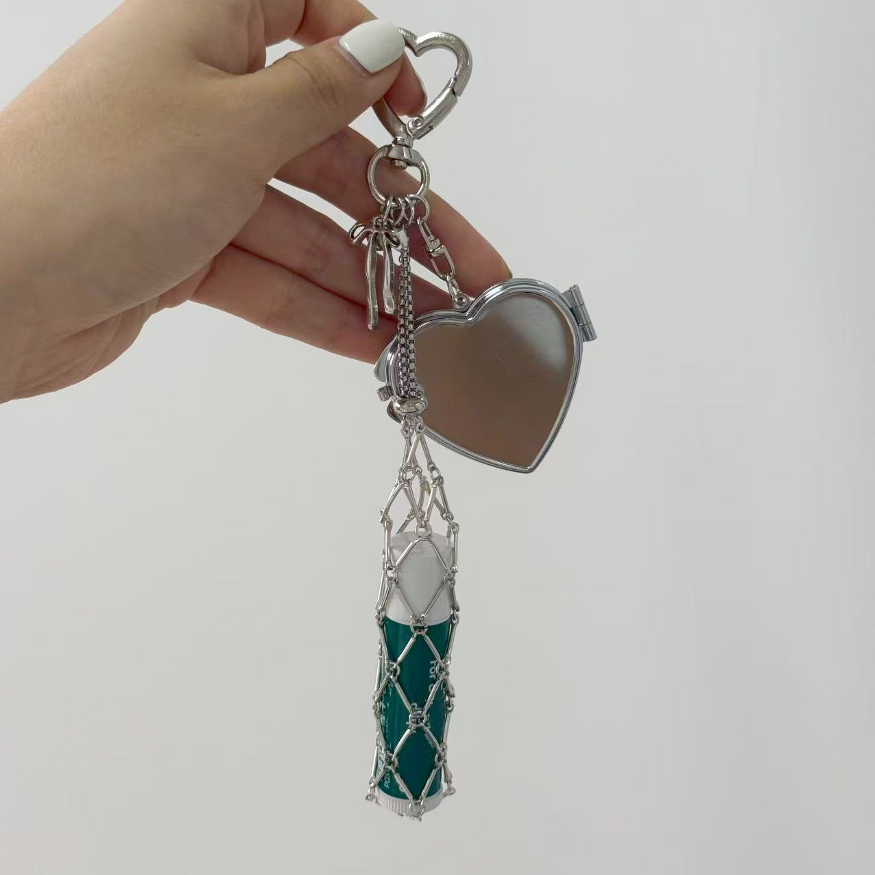 Wholesale Devil' s Eye Metal Geometric Heart Pendant Woven Keychain
