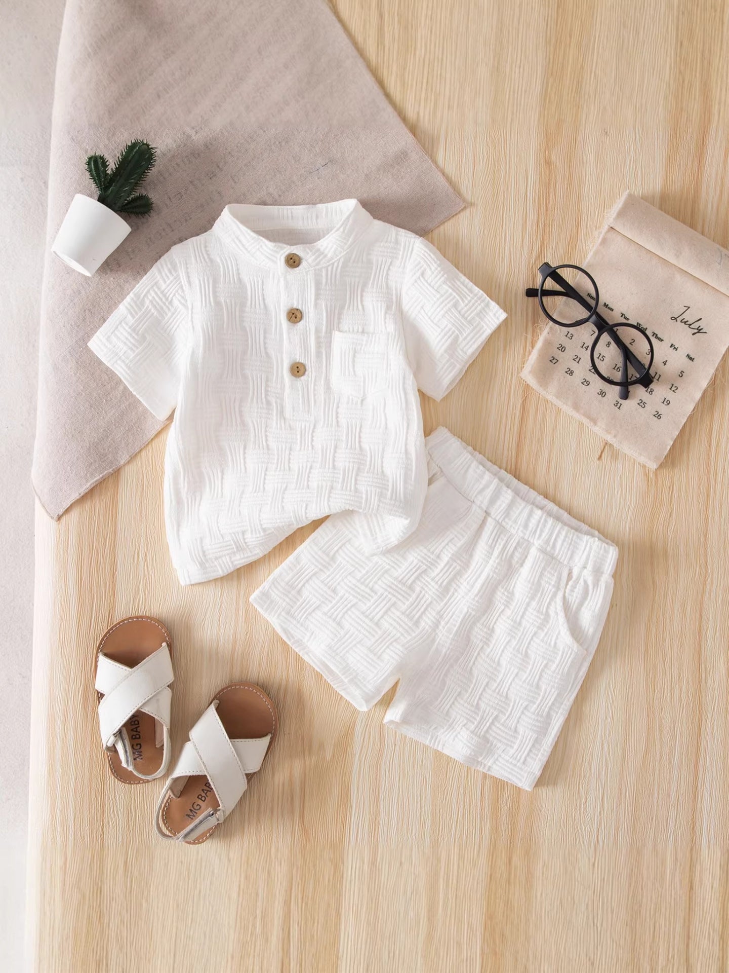Wholesale Stylish Solid Color Toddler Boys Summer Casual Polo Shirt And Shorts Two Piece Set Everyday Boutique Resale Outfit