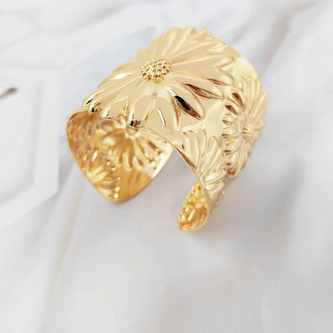 Wholesale wide hammered pleated golden bracelet