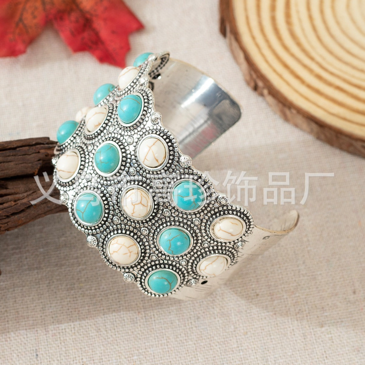 Wholesale Bohemian Vintage Iron Bracelet Turquoise