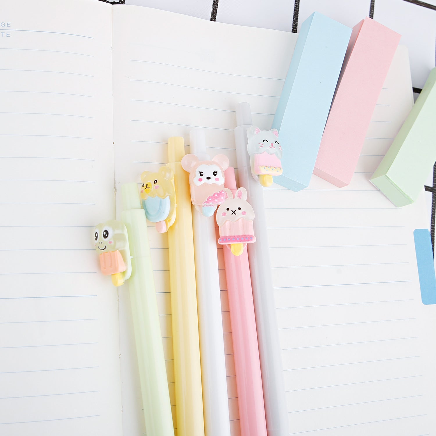 Wholesale Ice Cream Plastic Button Ballpoint Pen