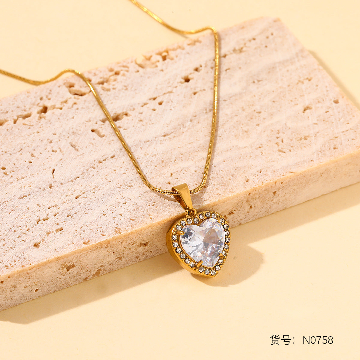 Wholesale Stainless steel diamond inlaid necklace for women