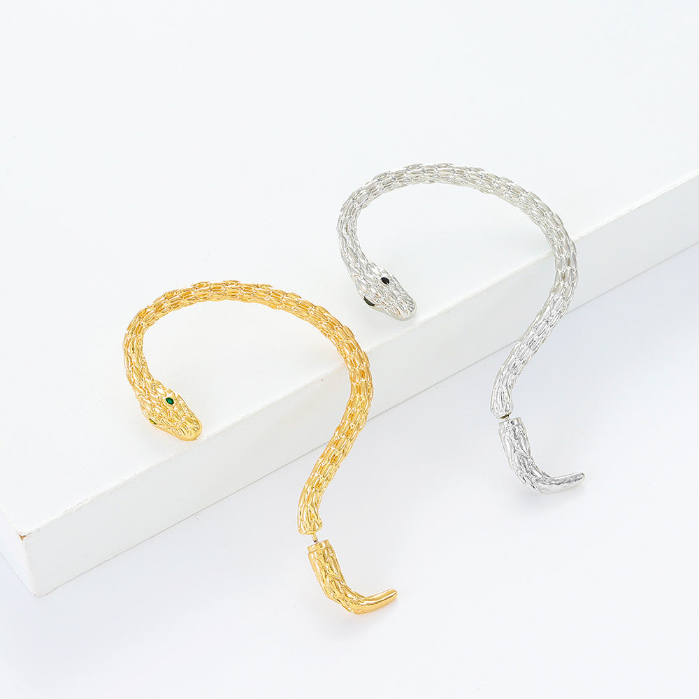 Wholesale Ear-hanging snake-shaped earrings punk retro exaggerated earrings