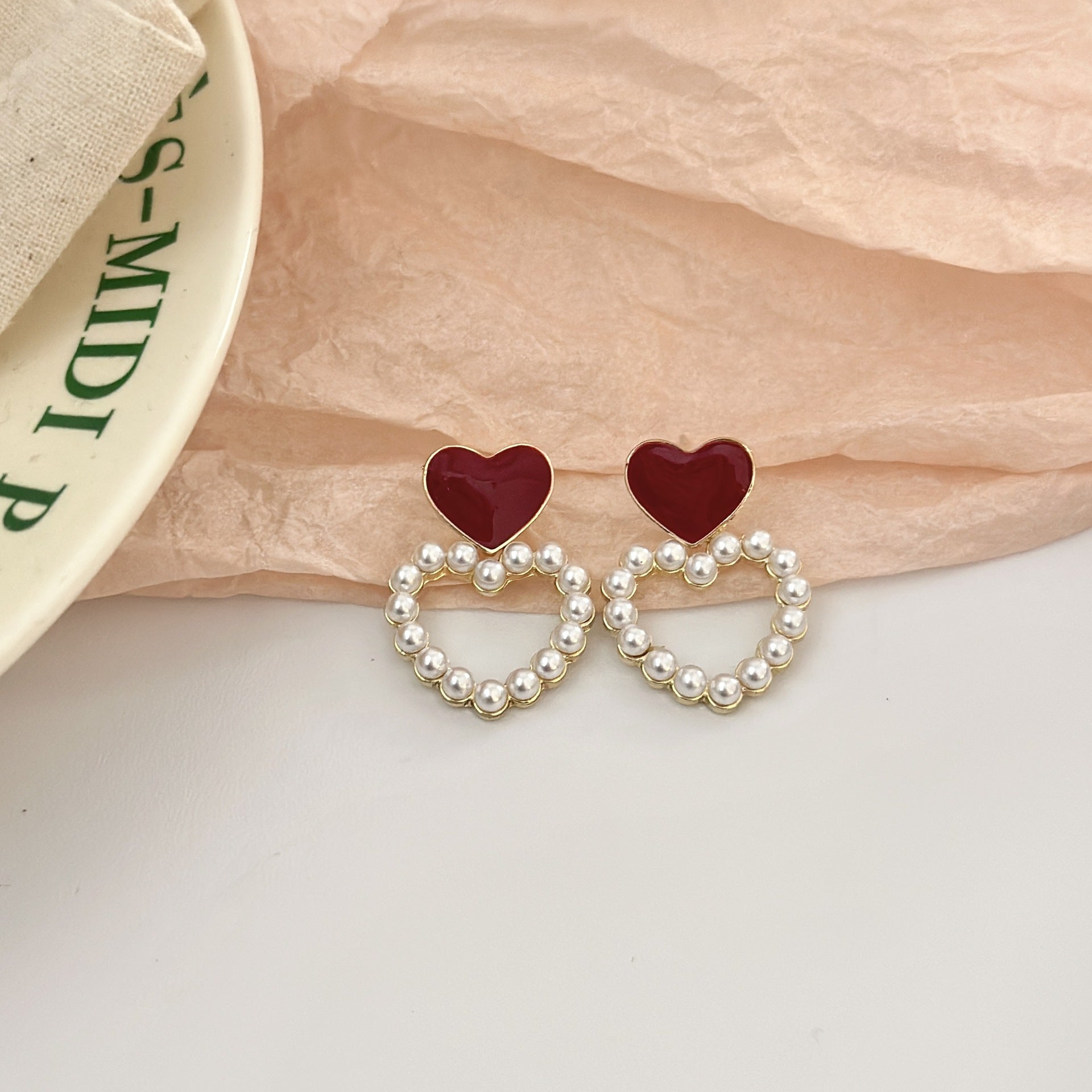 Wholesale Burgundy retro Hong Kong style ear clips