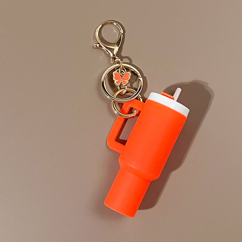 Wholesale New Butterfly Ice Cup Mini Tumbler Cup Keychains with Key Chain Pendant Can Put Lipstick Backpack Small Pendant Can Wrap