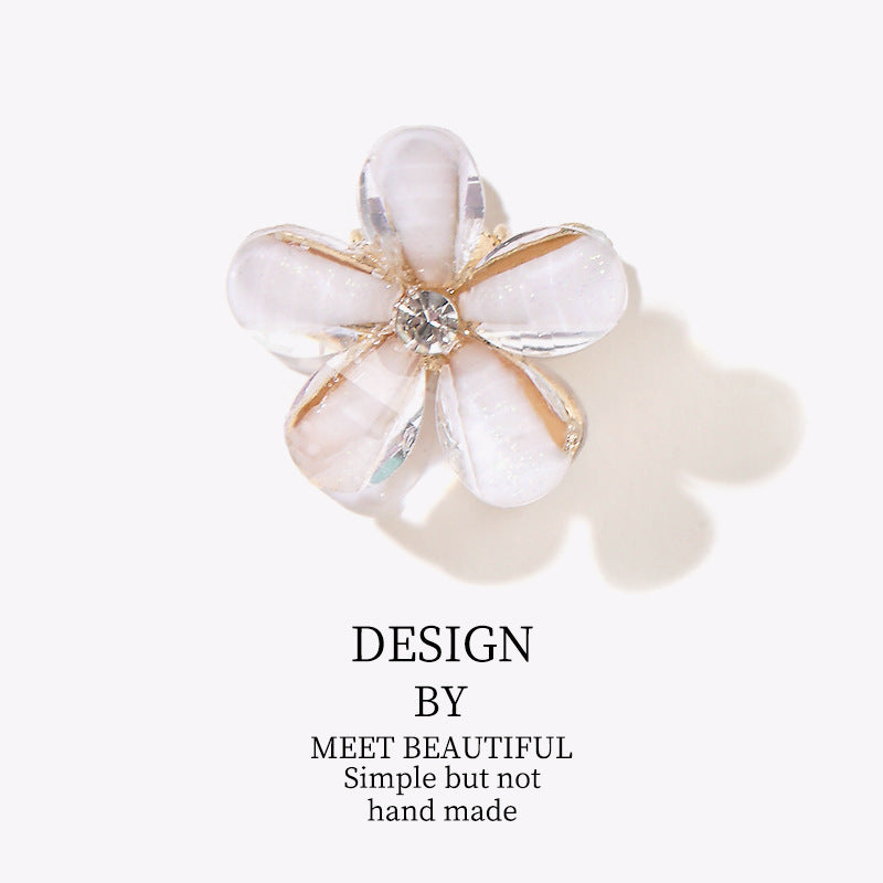 Wholesale Crystal five-petal flower small clip