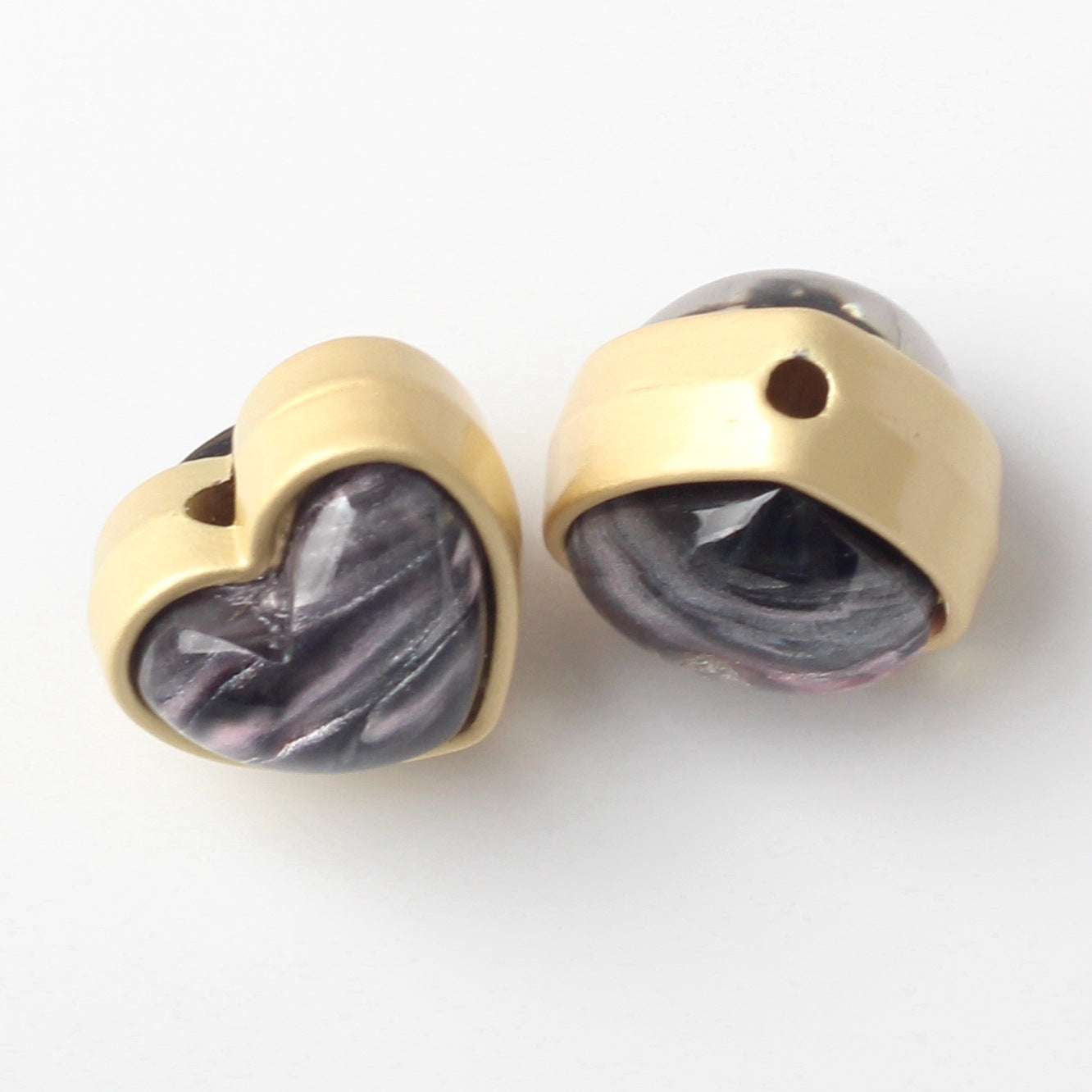 Wholesale Alloy Edging, Double-sided Resin, Heart Shaped Loose Beads, String Beads, and Separated Beads