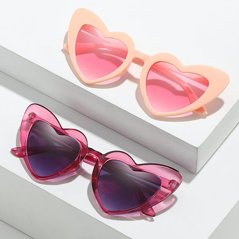 Wholesale Children's Retro Personality Love Style Anti-ultraviolet Sunglasses