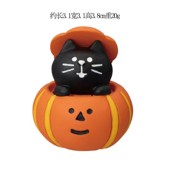 Wholesale Japanese ZAKKA Cat Resin Figurine  King Pumpkin Home Decor