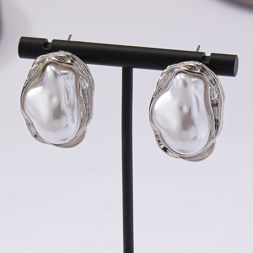 Wholesale French Retro Imitation Pearl Earrings Women Gold Plated Alloy Geometric Chic Party Wear Jewelry Accessory