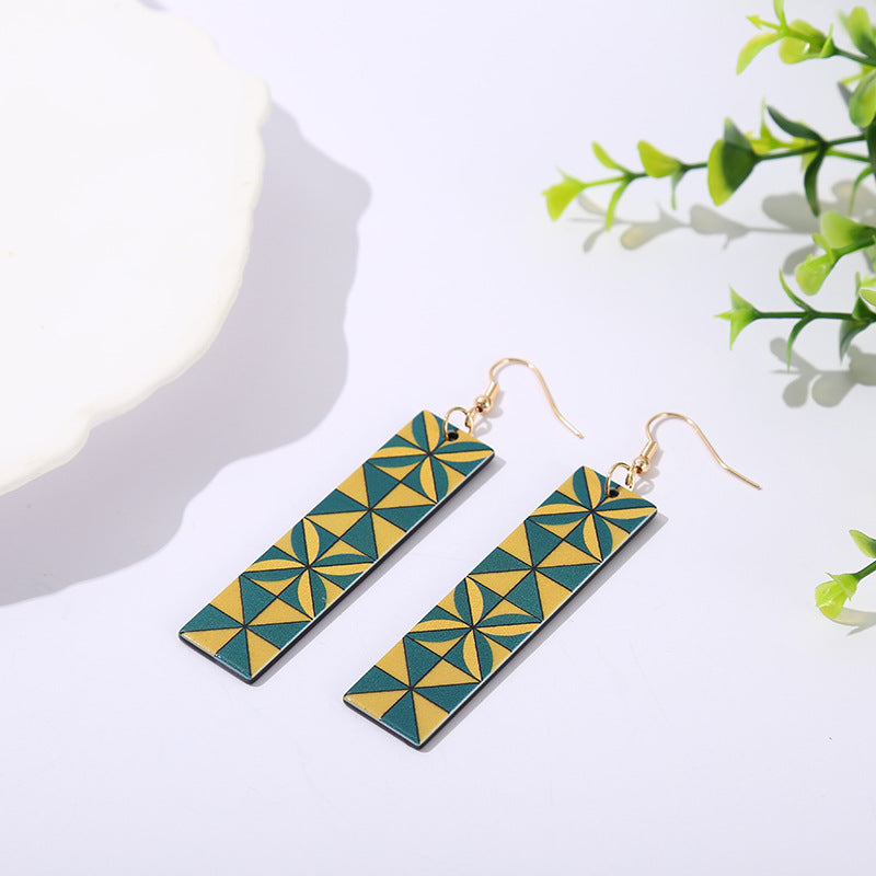 Wholesale Acrylic Flower Contrast Color Earrings