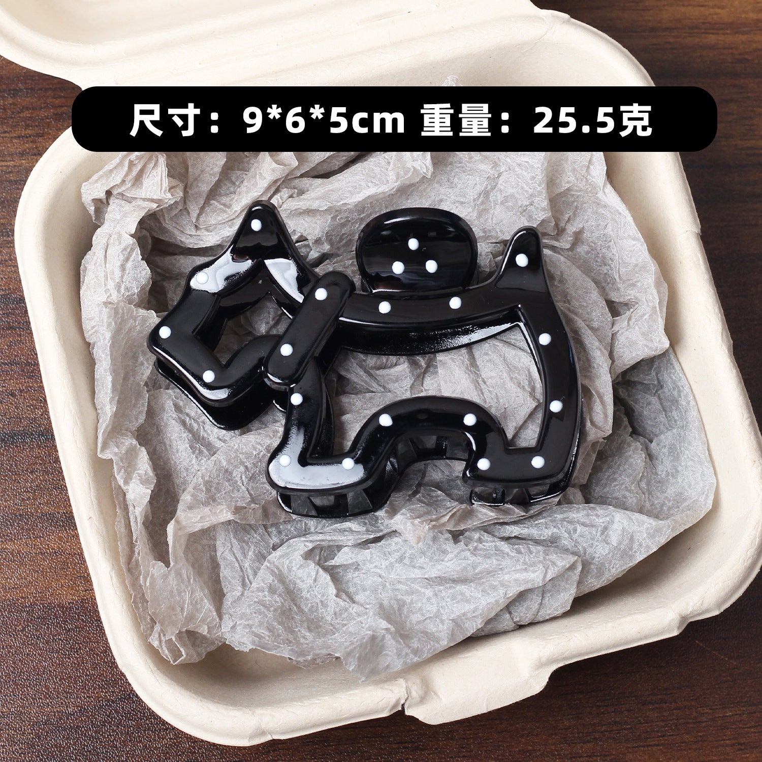 Wholesale Chic Large Animal Design Wavy Shark Hair Clip For Women Plastic Hair Accessory For Everyday Styling And Resale