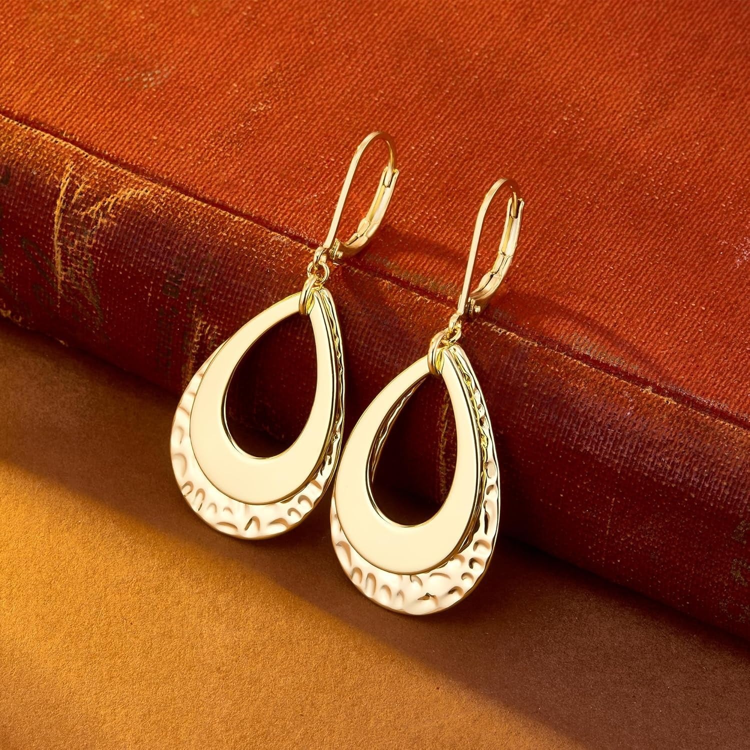 Wholesale Geometric Cut Out Hammer Pattern Drop-Shaped Design  Earrings