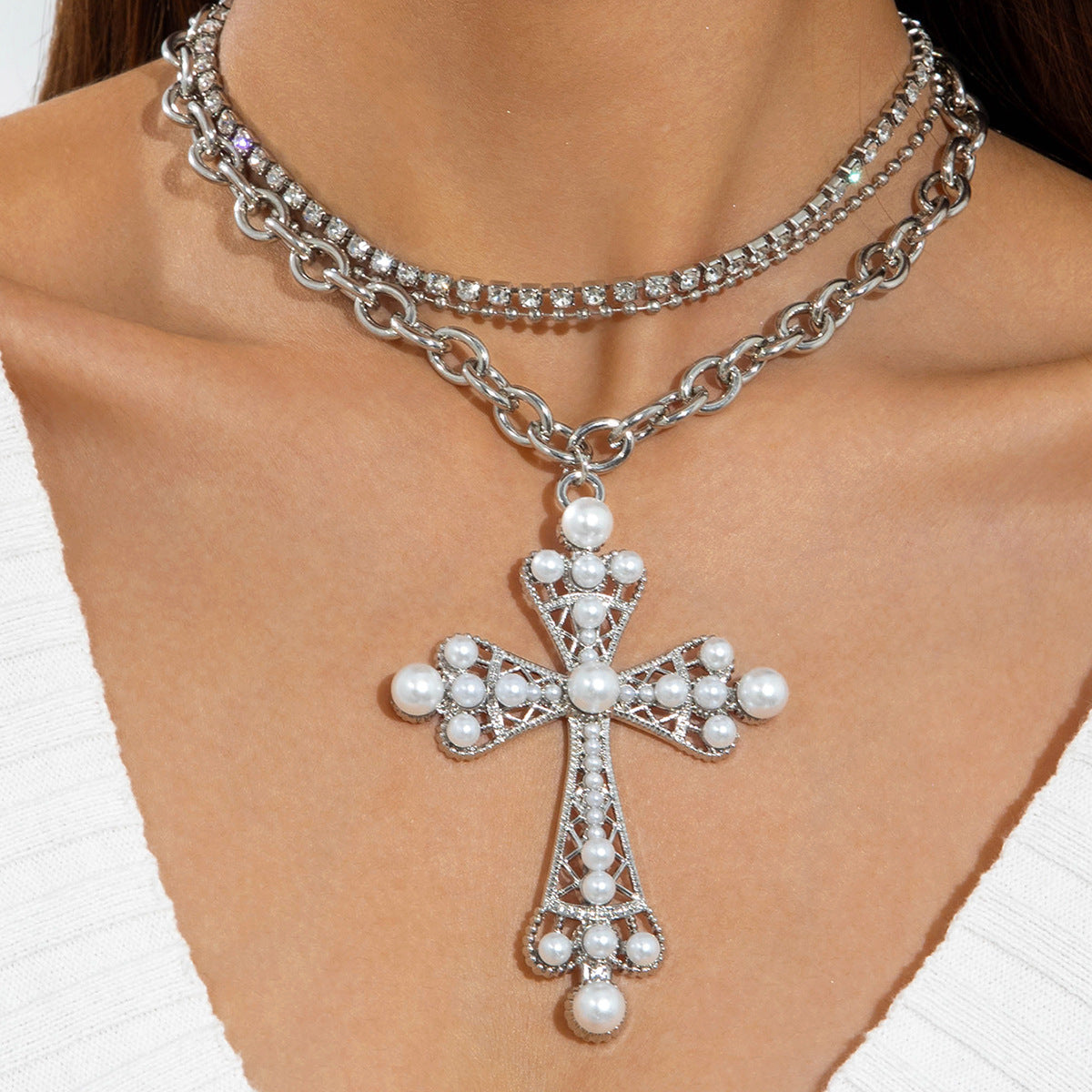 Wholesale Exaggerated Personality Punk Style Imitation Pearl Necklace