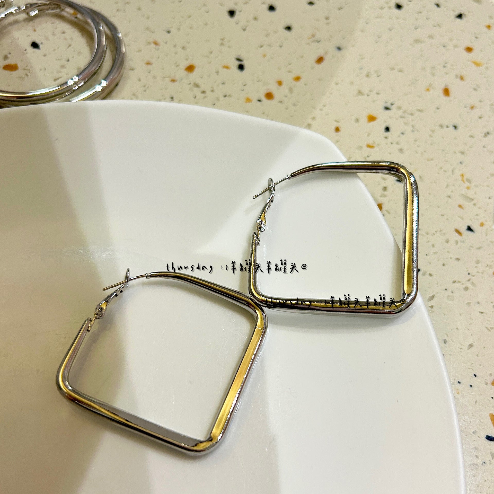 Wholesale Exaggerated glossy metal circle earrings