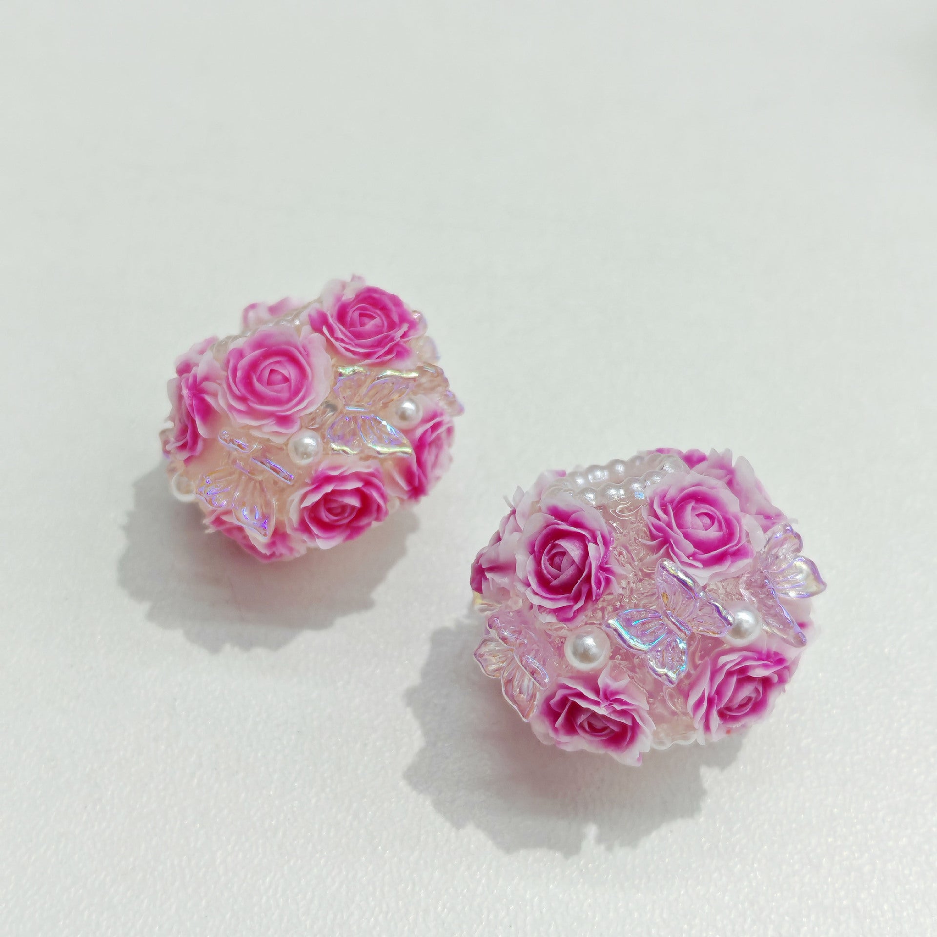 Wholesale 30pcs Rose flower ball with pearls and butterfly Acrylic Beads