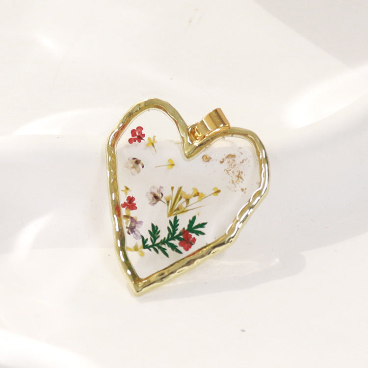 Wholesale 6pcs Irregular Love Month Flower Real Flower Pendant Resin Accessories