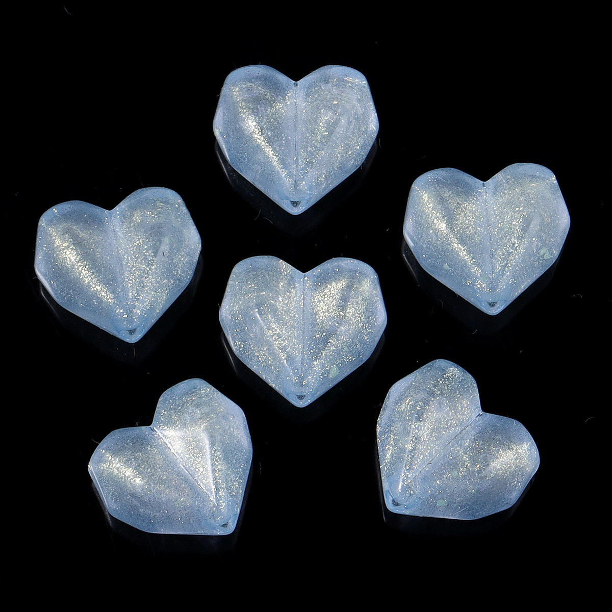 Wholesale Random 100pcs luminous colored cut three-dimensional heart-shaped acrylic beads