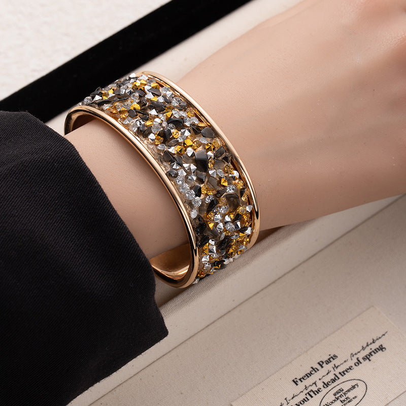 Wholesale Exaggerated wide bracelet with colored diamonds and gravel