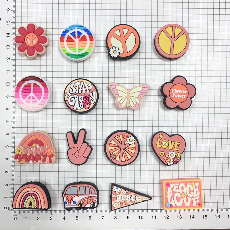 Wholesale Random 100pcs  Cartoon Love and Peace  Focal Beads