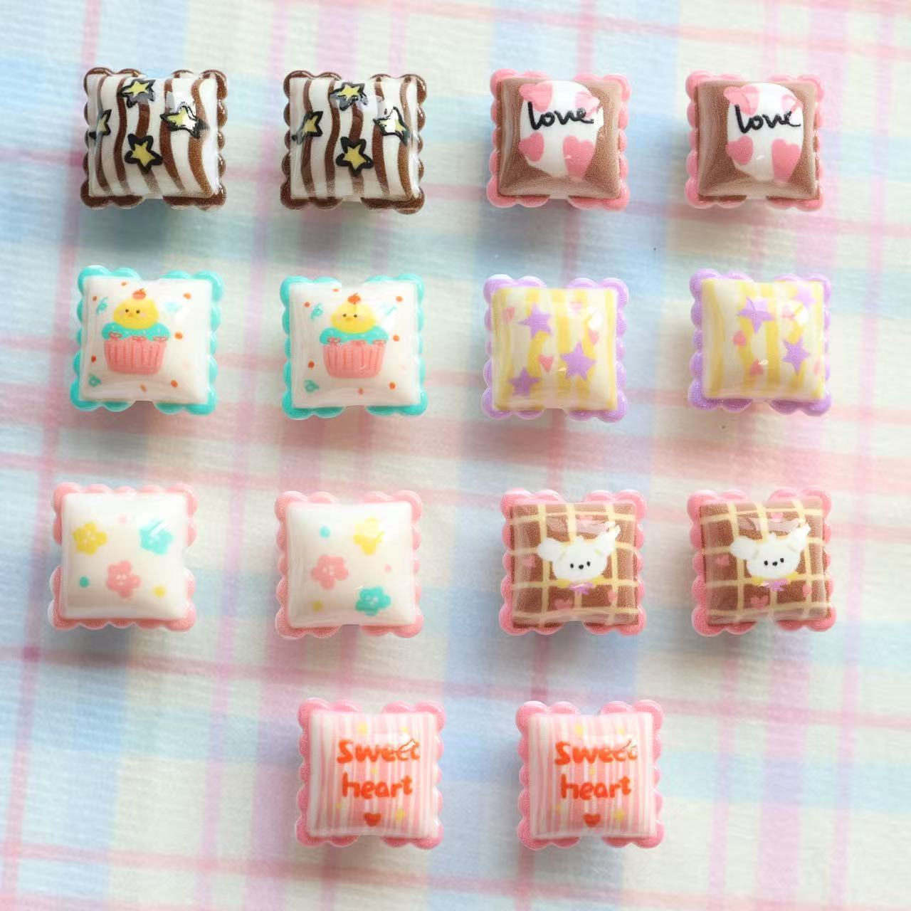 Wholesale 10pcs Double-sided printed cartoon cute style pillow beads