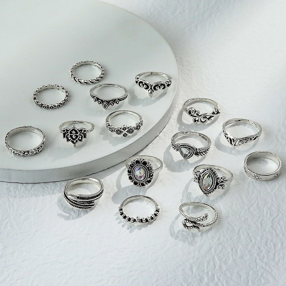 Wholesale 16pcs Retro Exaggerated Hollow Carved Snake Feather Gemstone Ring