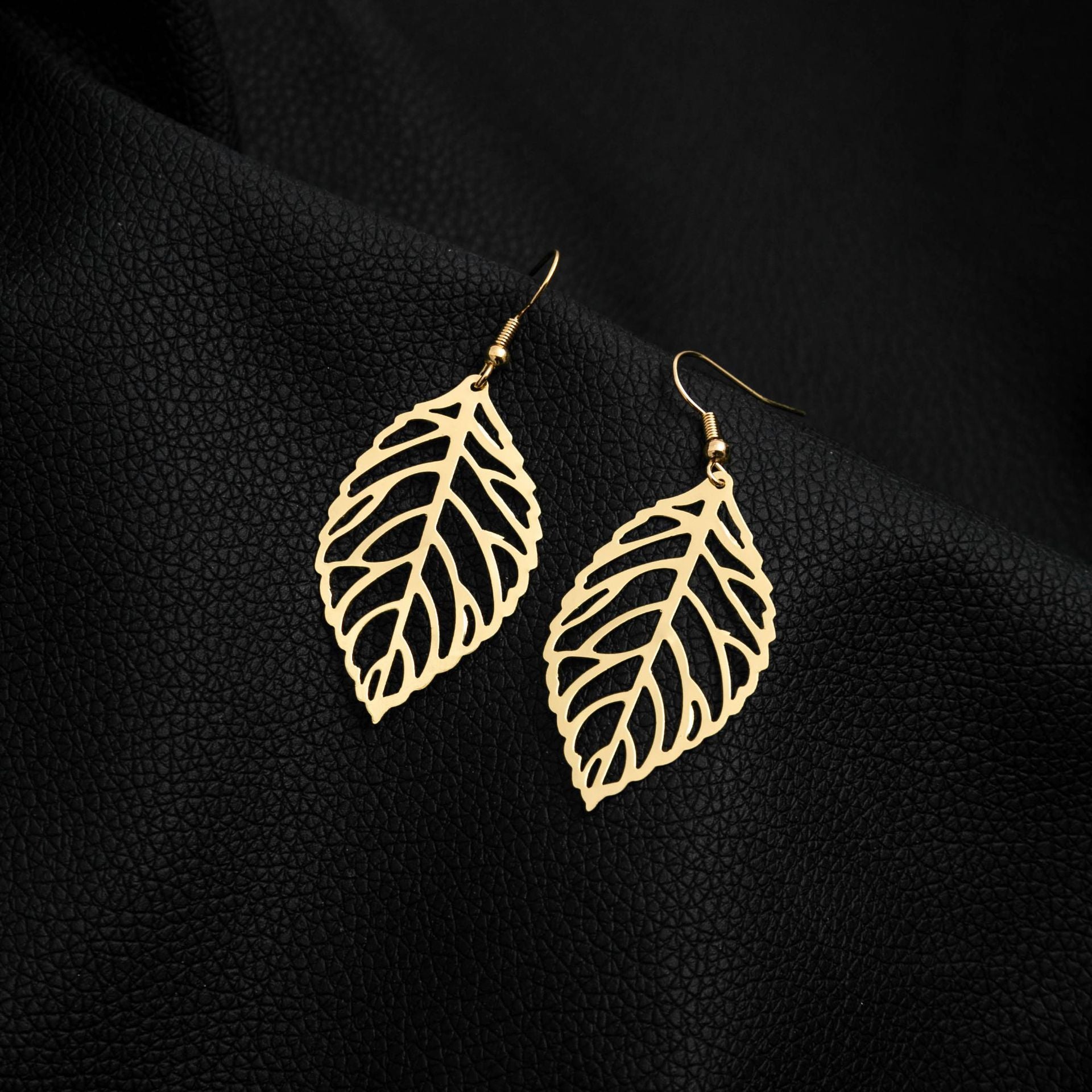 Wholesale Creative and simple forest style metal leaf earrings, ear studs and earrings