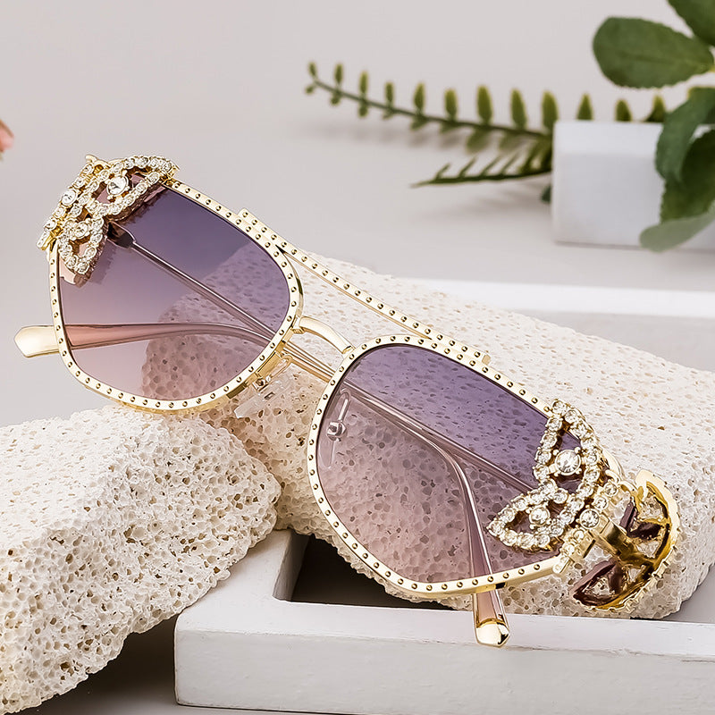 Wholesale Fashion Butterfly Diamond Square Frame Metal Temple Sunglasses