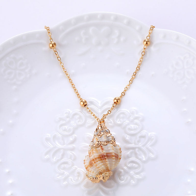 Wholesale Seashell Gold Plated Pendant Alloy Necklaces
