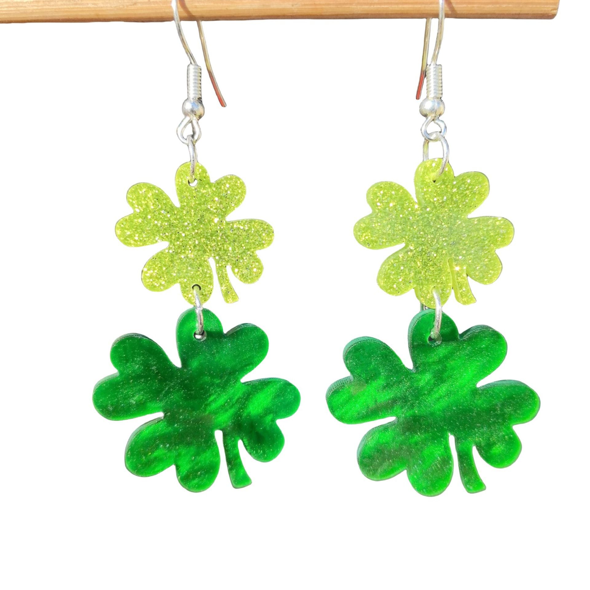 Wholesale St. Patrick's Day  Clover green clover acrylic earrings