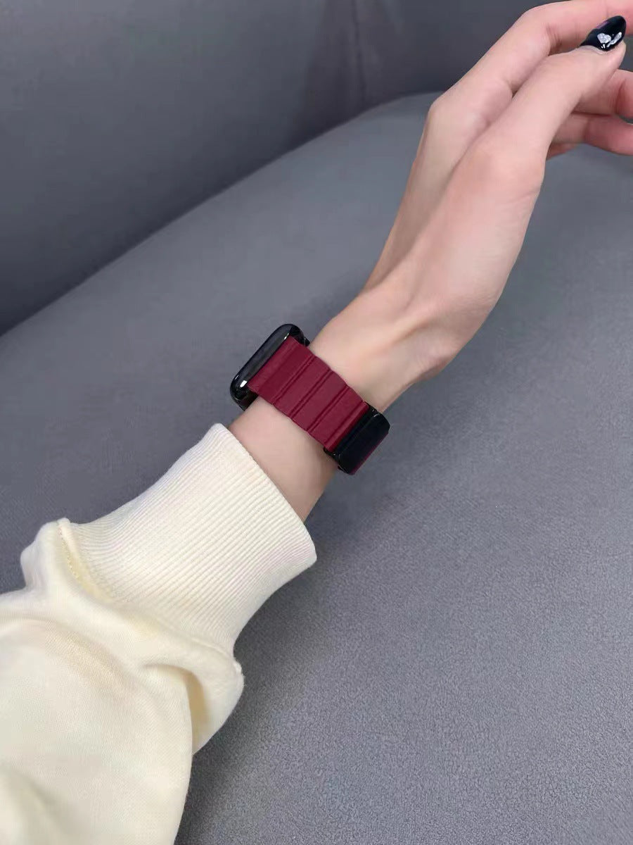 Wholesale Casual Style Thin Leather Magnetic Watch Strap