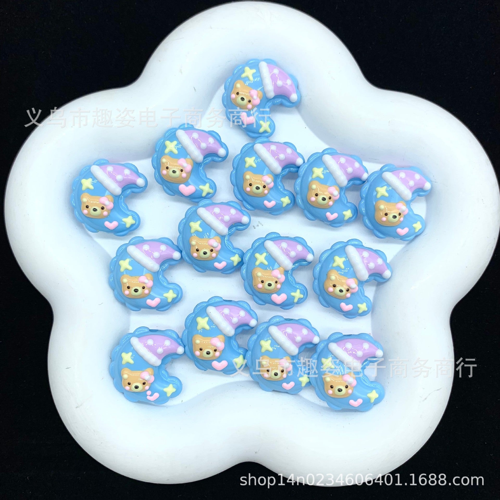 Wholesale 10pcs    Moon-shaped beaded pillow  Acrylic Beads