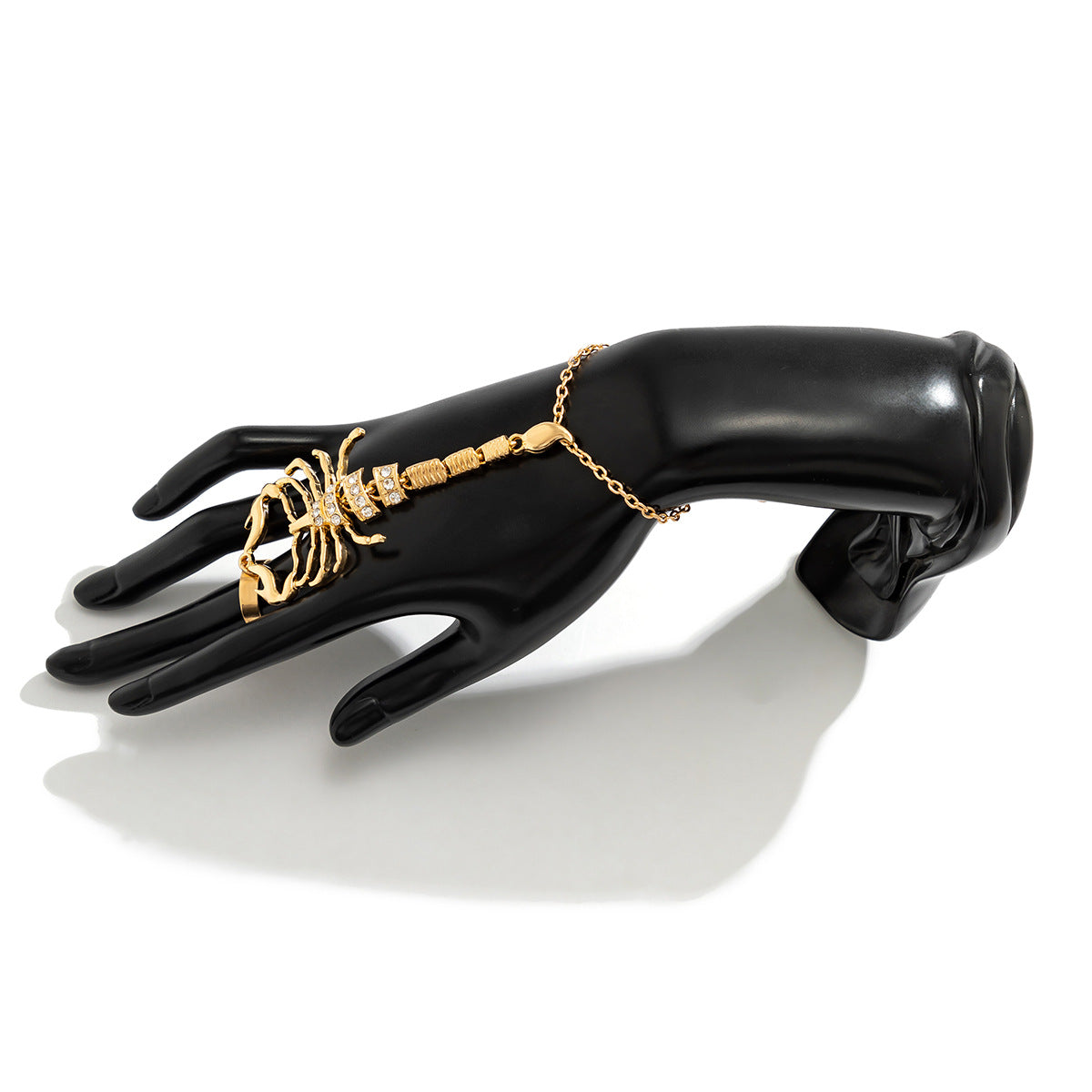 Wholesale Single Metal Micro-Inlaid Scorpion Three-dimensional Mittens Bracelet