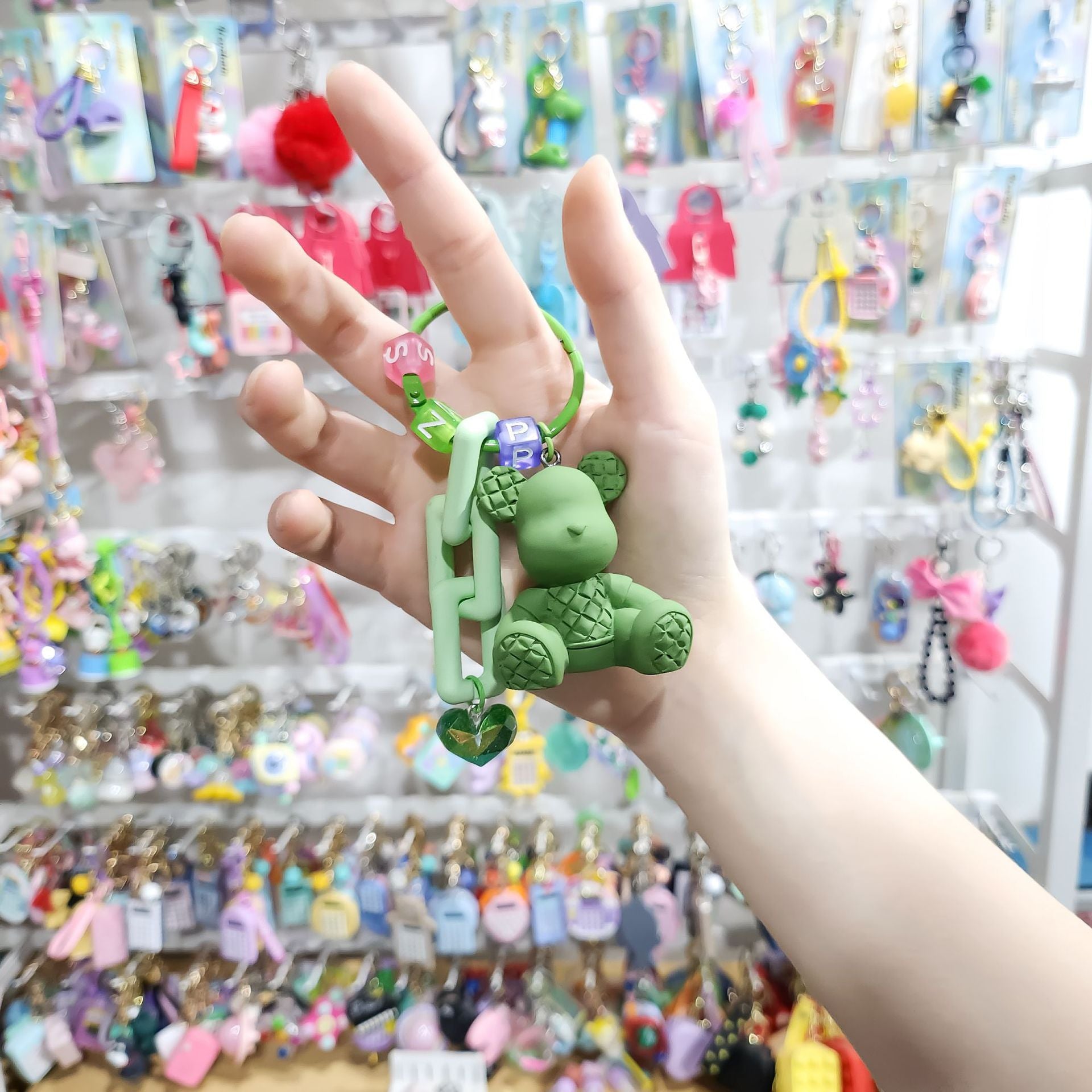 Wholesale Resin Bear Rabbit Fashion Simple Keychain