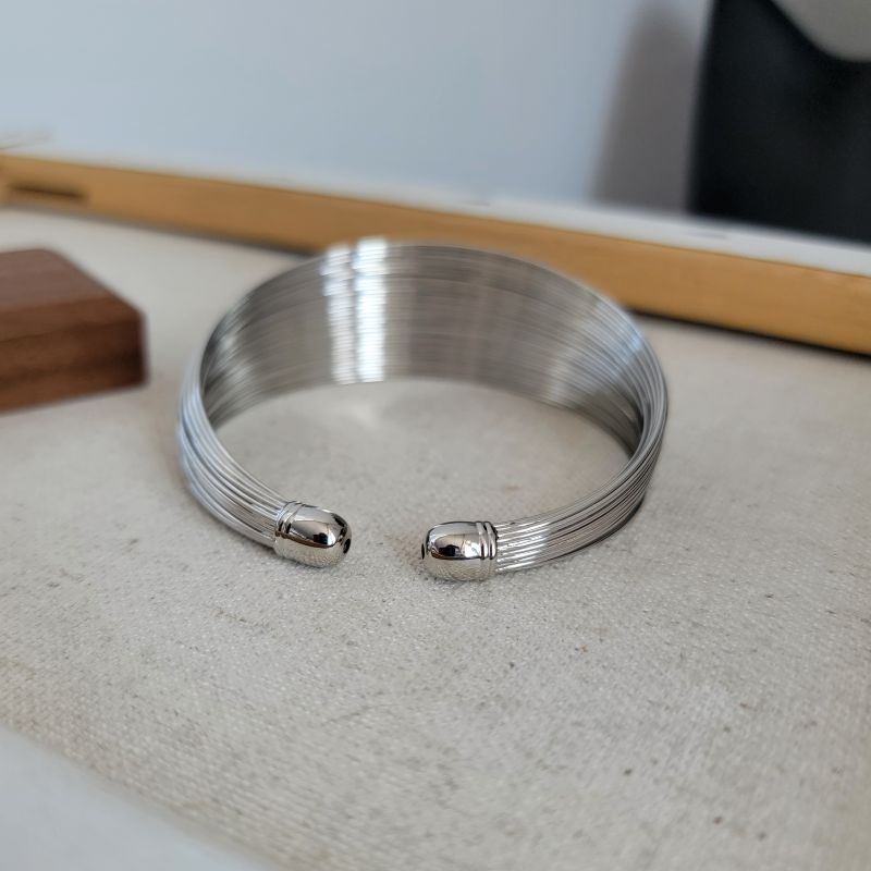 Wholesale Multi-layer Metal Wire Bracelets