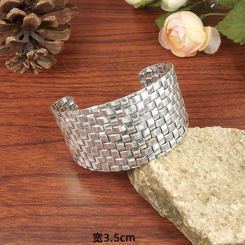 Wholesale Retro Ethnic Style Peony Wide Bracelet